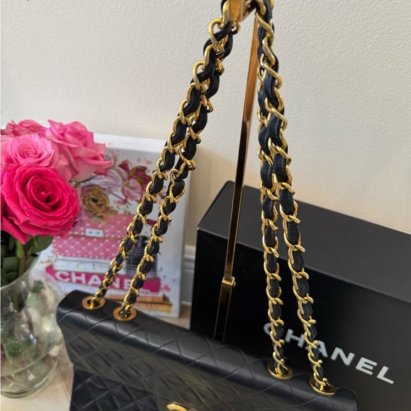 Chanel Black Quilted Vintage Jumbo Leather Bag - Picture 5 of 16